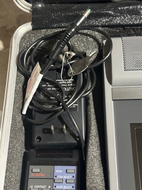 Sharp Computer Projection Panel QA-75 (Case, Remote, Cables, Manual)