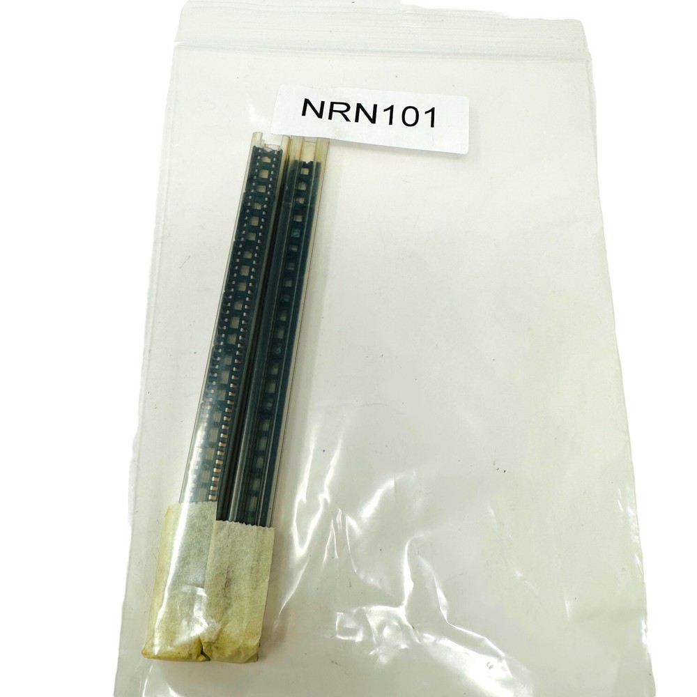 2 Box Integrated Circuits ICs Socket