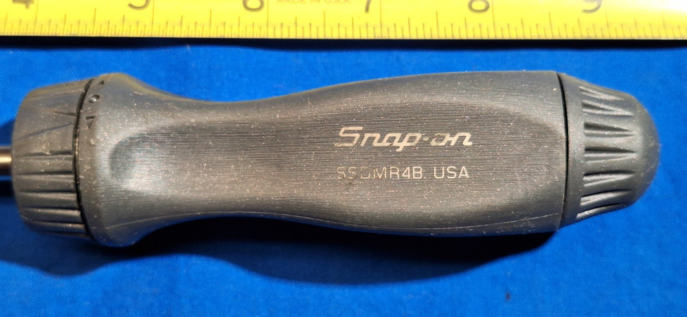 Snap-On SSDMR4B Ratcheting screwdriver with Snap-On Bits! Titanium