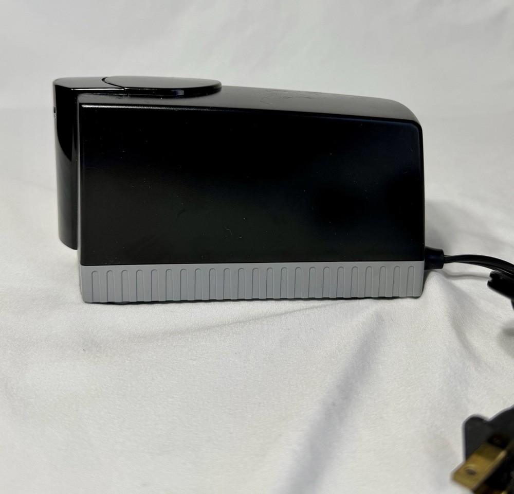 Boston Electric Black Pencil Sharpener - Model - 1645 Good working condition