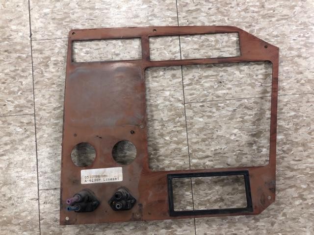 International 9400 SWITCH Dash Panel - Used