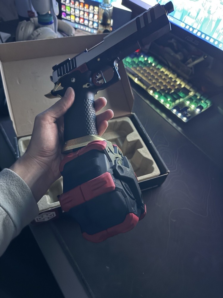 AW custom AIRSOFT GUN