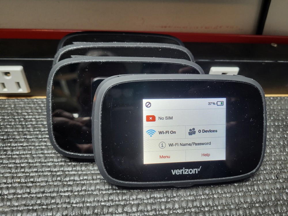 Verizon Wireless Jetpack Mobile Hotspot Device / 7730L