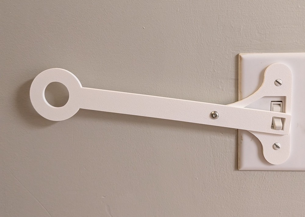 Horizontal Light Switch Extender