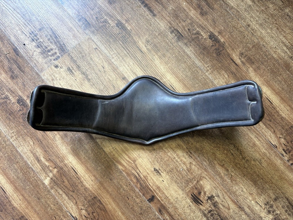 Voltaire Essential jump Saddle. 17.5” Interchangeable