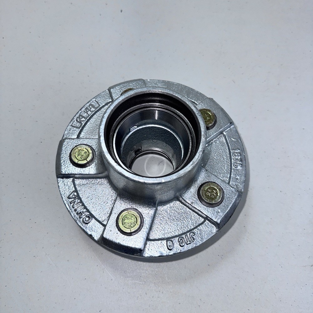 Galvanized boat trailer hub with a 5-lug on 4 1/2" bolt pattern