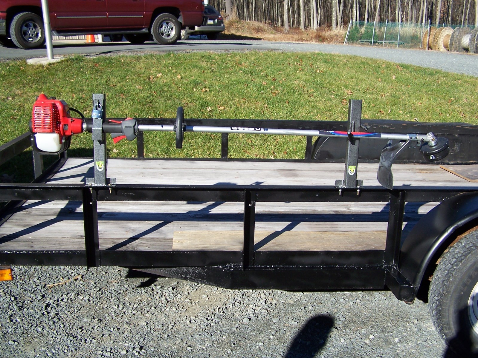 Lockable Trimmer Rack Landscape OPEN trailer PK-6S