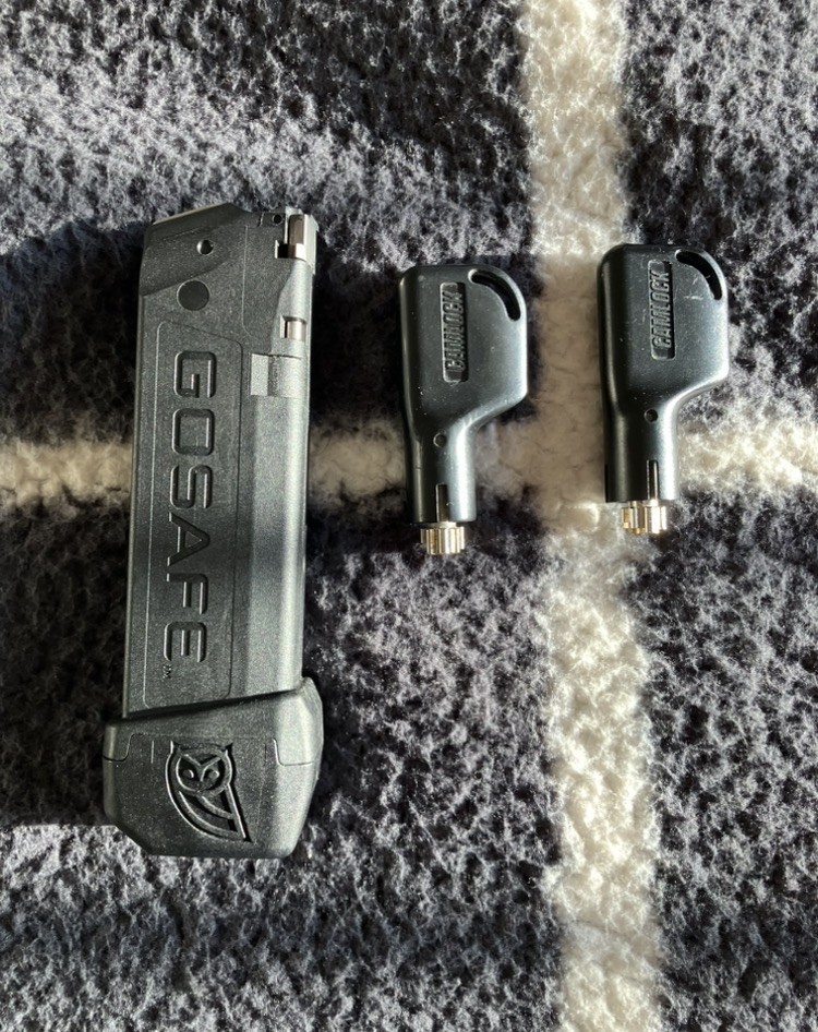 GOSAFE Mobile Magazine, Black
