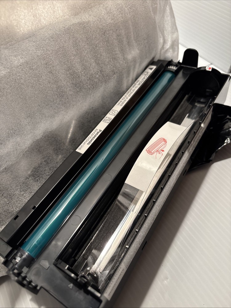 NEW ! Genuine PANASONIC KX-FA77D Drum Unit (b99)
