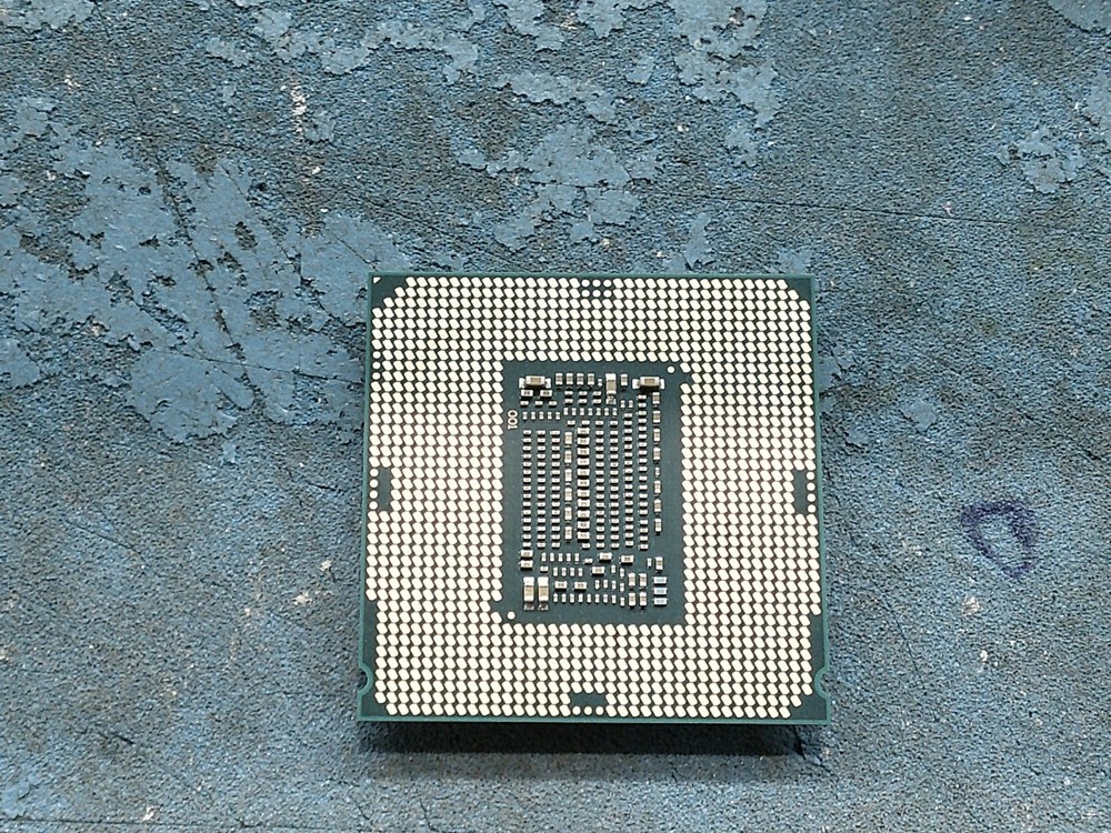 Lot of 5 Intel Xeon SR3WN E-2174G 3.80GHZ CPU Processor