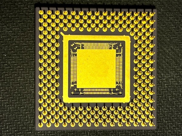 AMD NexGen Unkownn Ceramic CPU No CAP Die Wirebond K5 GOLD Collector Item