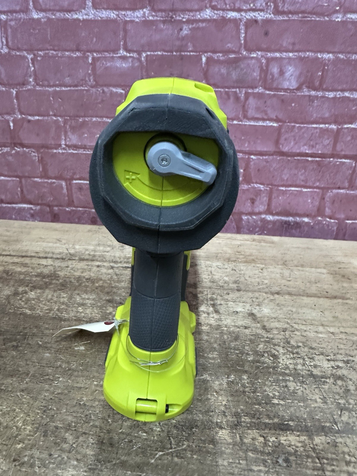 RYOBI ONE+ 18V 18-Gauge Cordless AirStrike Brad Nailer P321 (Tool Only) Used