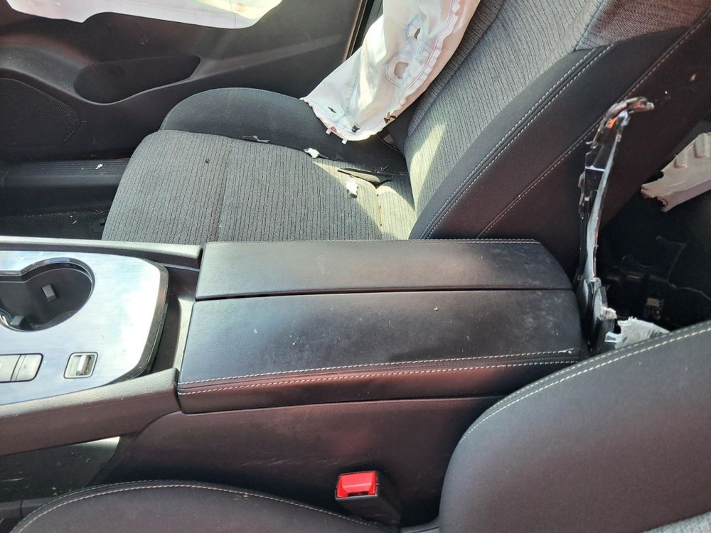 Console Front Floor S Model Fits 21-25 ROGUE 4800113