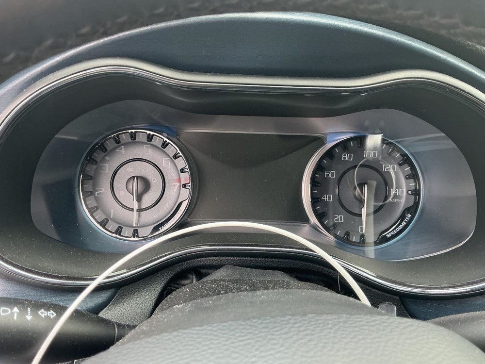 200 2016 Glove Box 5029939