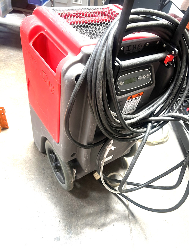 Syclone LGR145 Commercial Dehumidifier / Tested Working