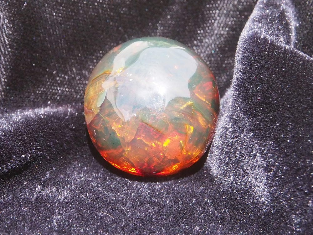 Mexican Amber Sphere 12 g