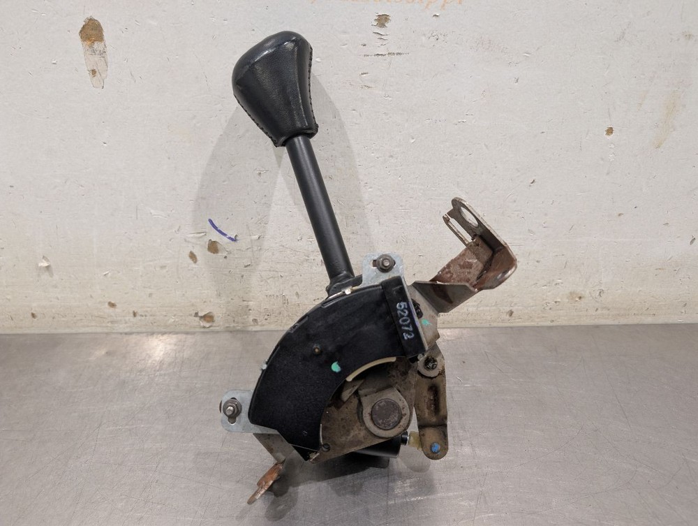96 CHEVY CORVETTE C4 AUTOMATIC TRANSMISSION SHIFTER