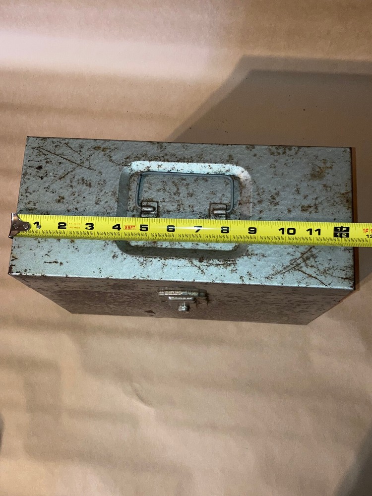 Metal Lunch Tool Box Excelsior Stamford No Key