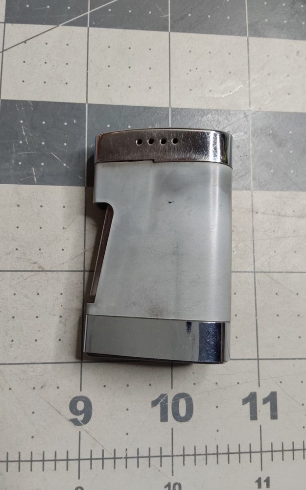 Ronson Varaflame Comet Lighter