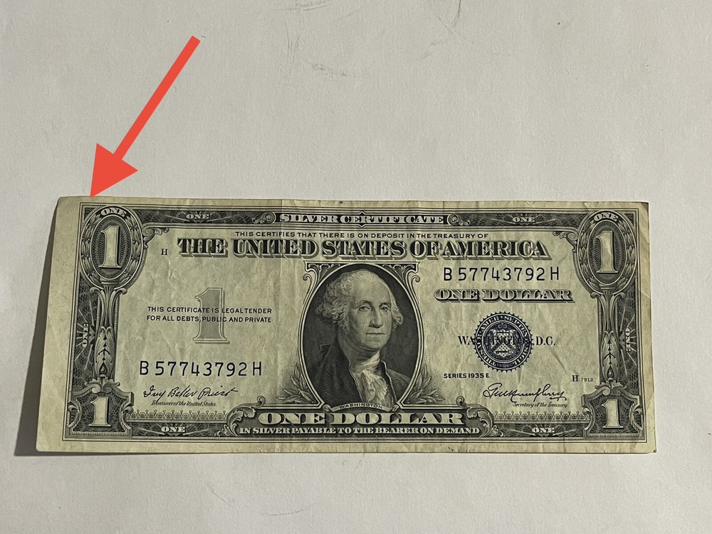 $1 ERROR ~ 1935-E  (SILVER CERTIFICATE) MISCUT SHIFT ERROR - MISALIGNED