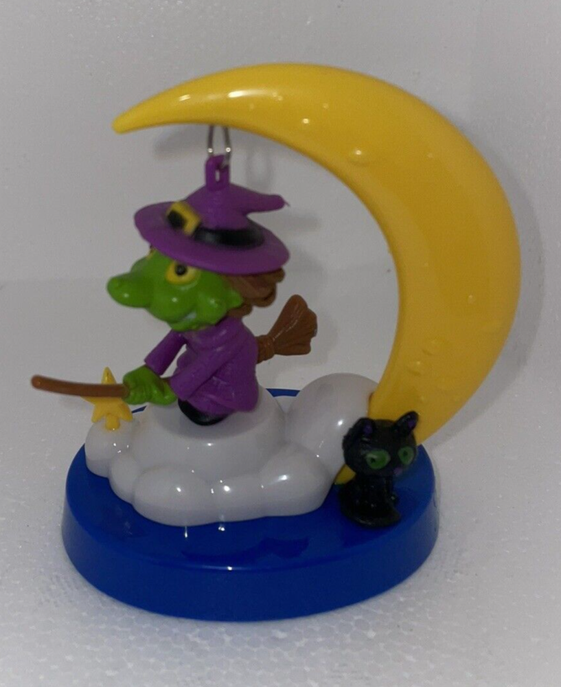 SOLAR SWINGING WITCH DANCING HALLOWEEN SUN CATCHER