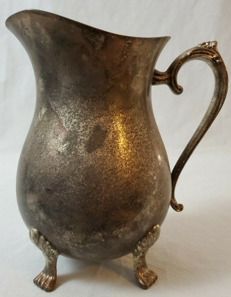 VINTAGE ~ Leonard Silver Plate Footed Water Pitcher with Ice Lip