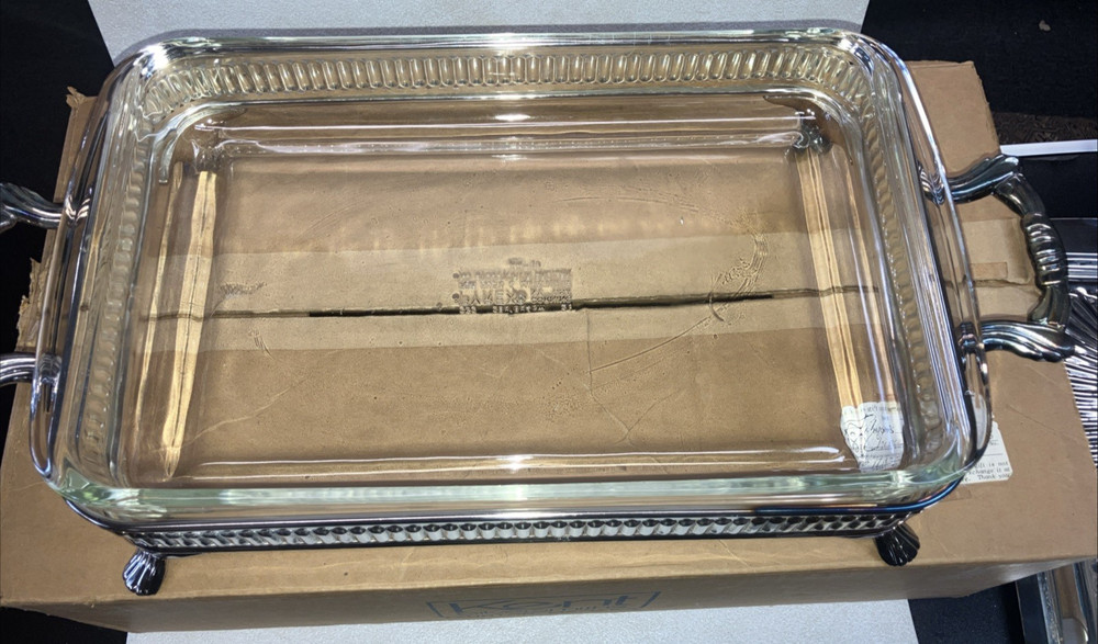 KENT Silversmith Taunton Serving Dish, Lidded With Pyrex Glass MM-39 (Brand New)