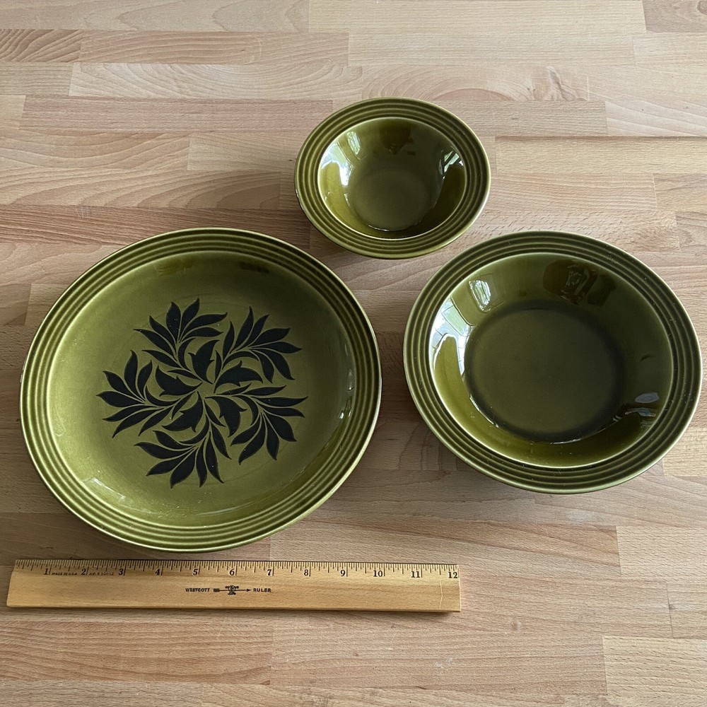 Sheffield Bravado Avocado Green 3 Piece Place Setting - Dinner Plate Bowls