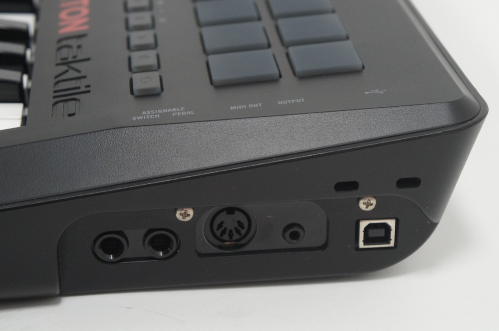 KORG Triton Taktile 49 TRTK49 Synthesizer Workstation USB MIDI Controller