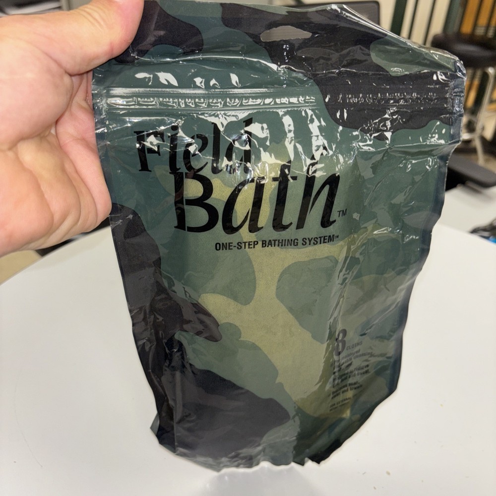 Field Bath- One step bathing system- 8 cloths - (23-817)