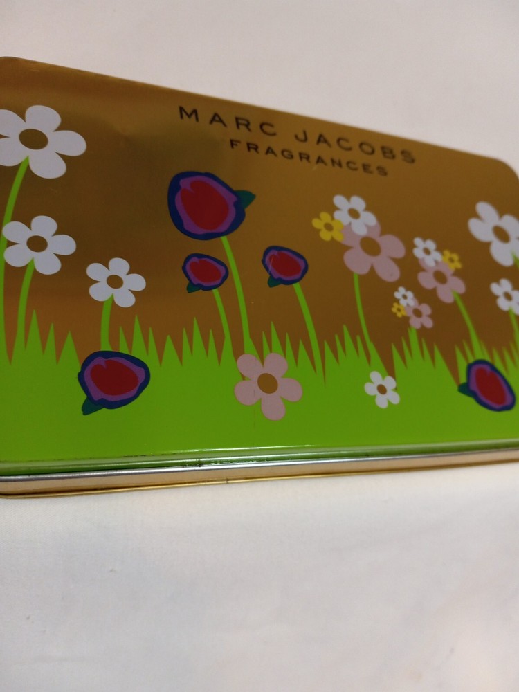 Marc Jacobs Decorative Tin Flowers