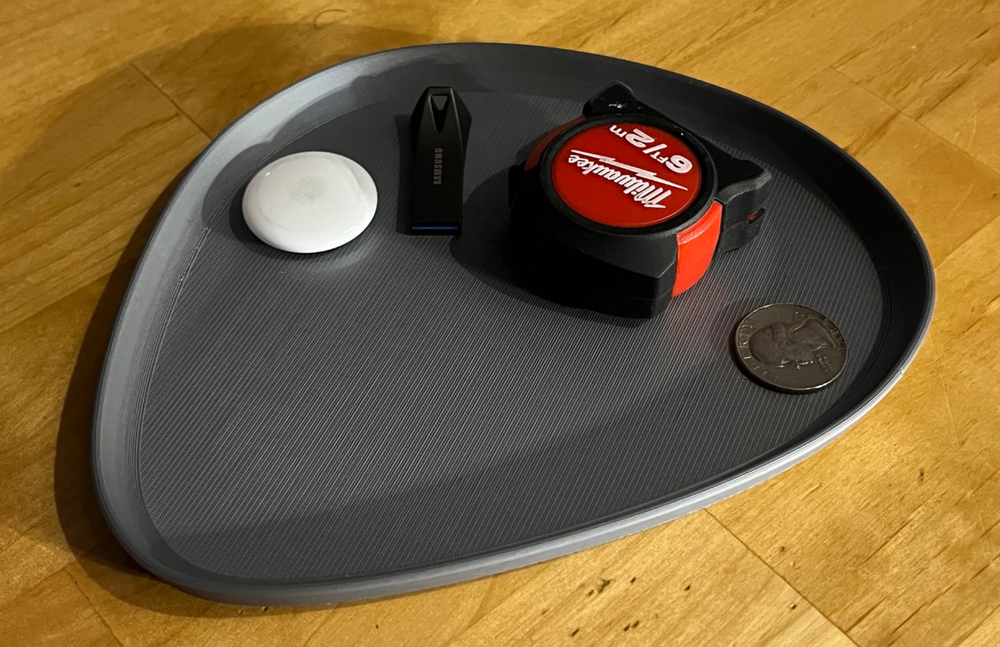 Simple Yet Elegant Organic Catchall Tray