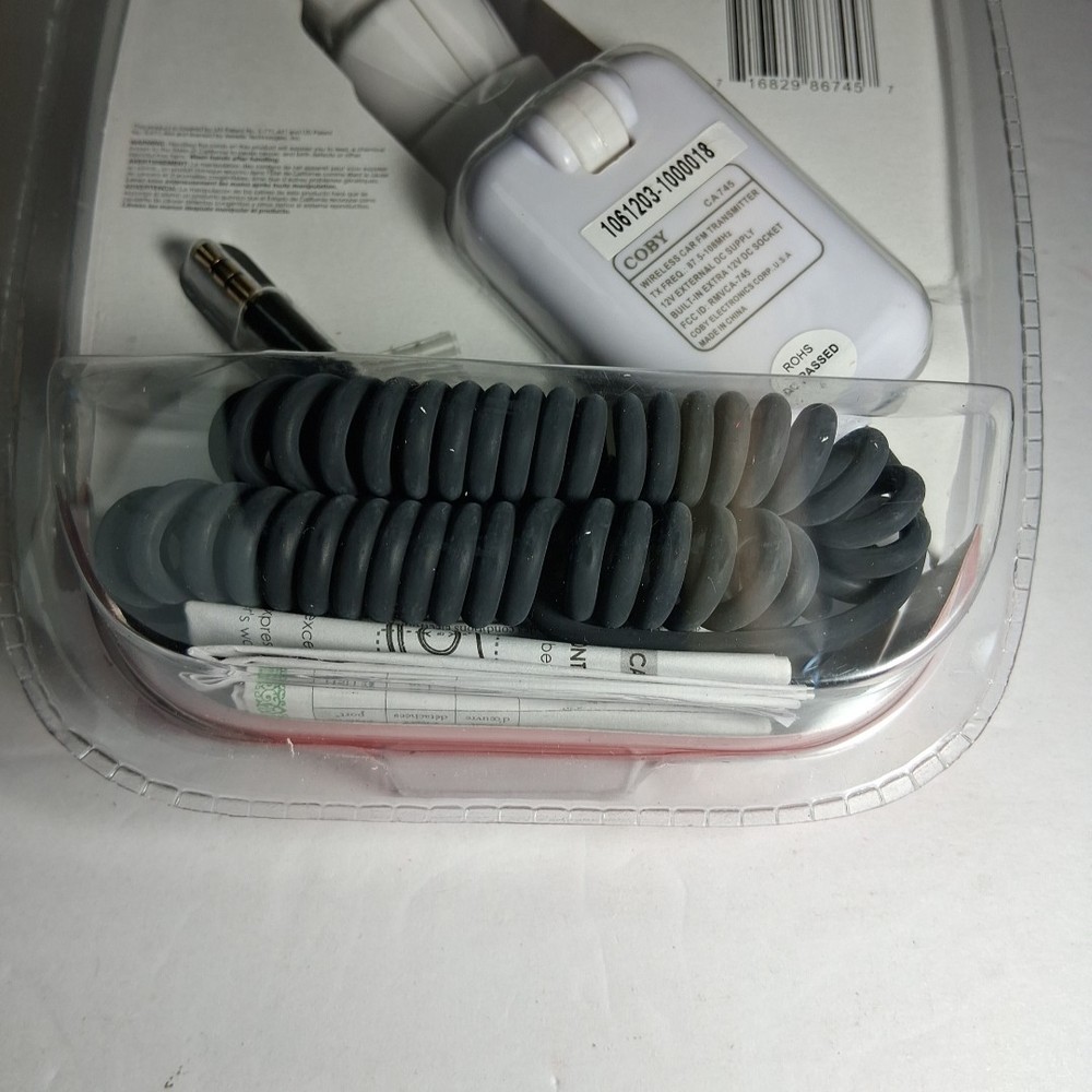 COBY CA745 Wireless Digital FM Transmitter 3mm Plug For Mp3 CD DVD PMP Etc New