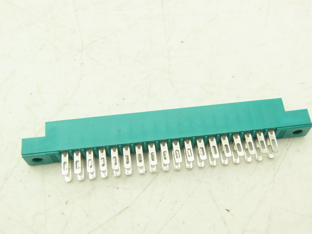 Omega DP2140-P8 Digital Panel Meter Display 120V DP2000 Omegarometer