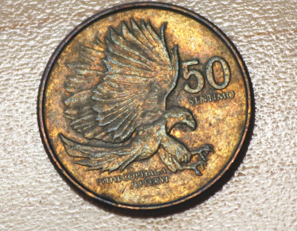 1992 Philippines 50 Sentimos Monkey-eating Eagle