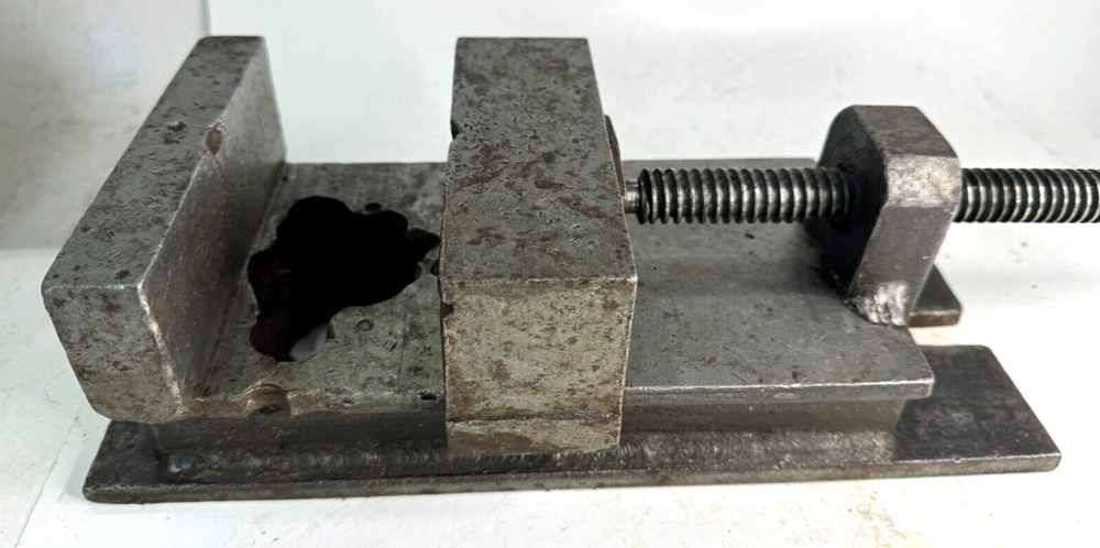 5 1/2" DRILL PRESS VISE 5 1/2" OPENING WIDTH