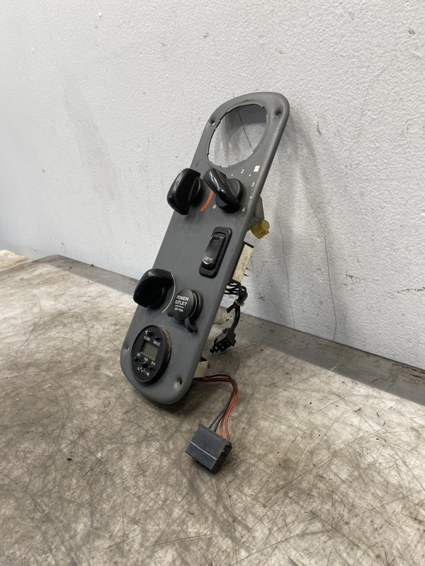 2007 Freightliner Columbia Climate Control (718-11289)