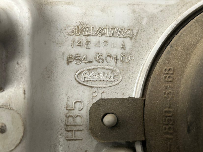 PETERBILT P54-6010R RH HEADLIGHT