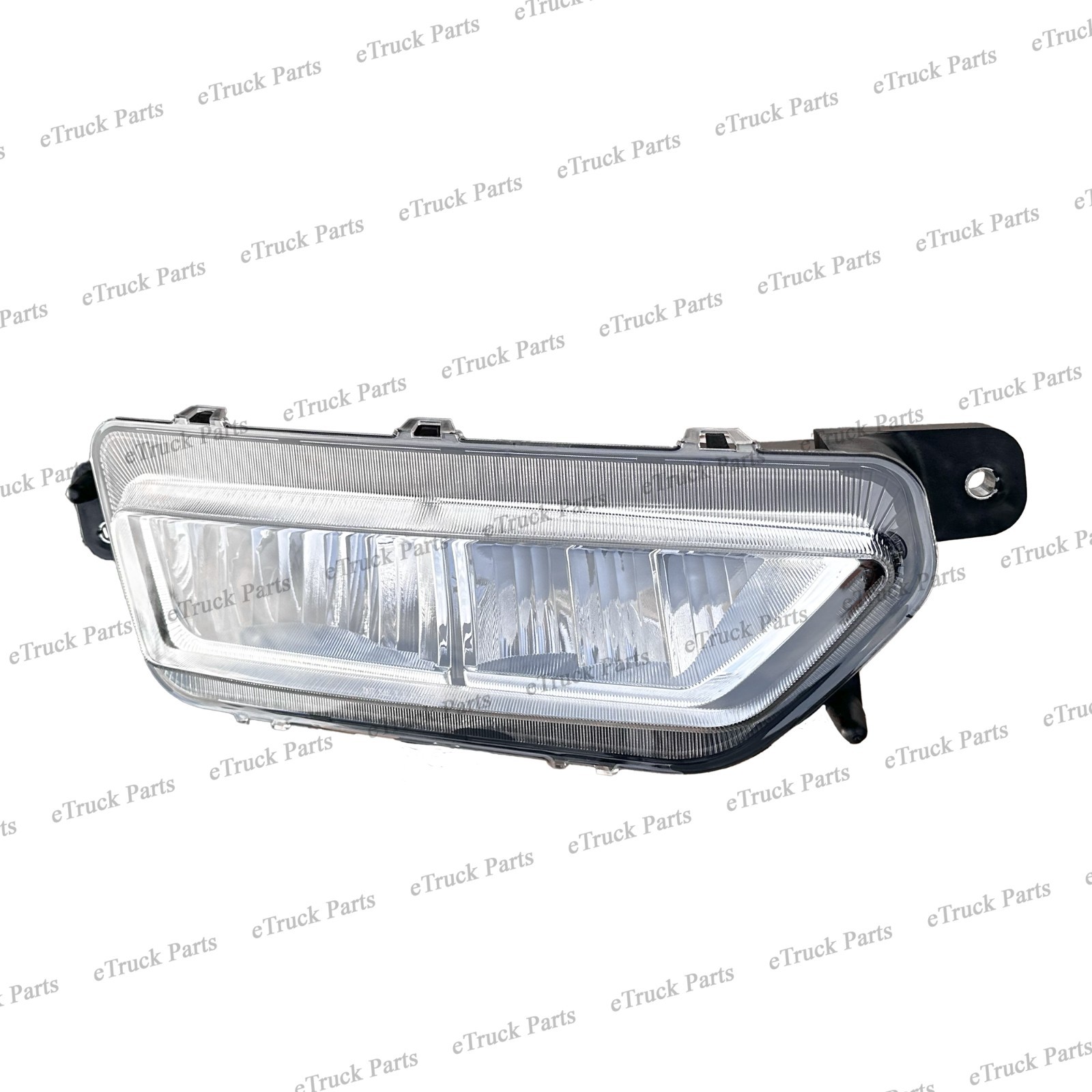 2022–Present Peterbilt 579 Passenger Side (RH) LED Fog Light OEM# P54-6199R
