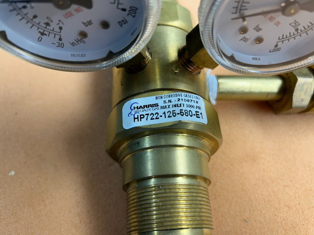 Harris HP722-126-580-E1 Compressed Gas Regulator