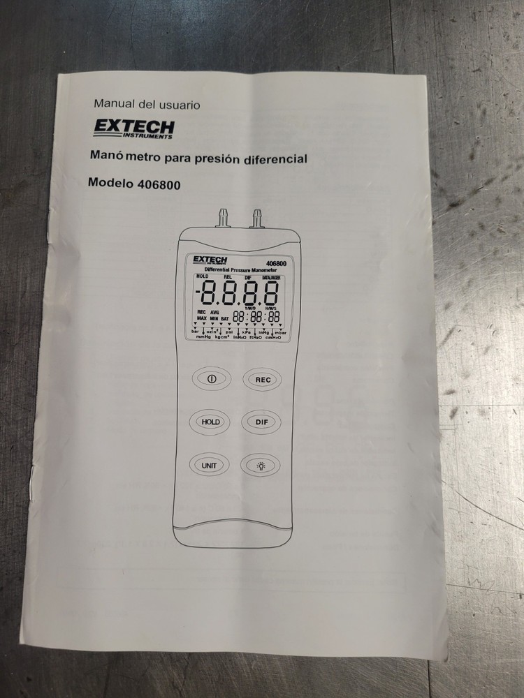 Extech Instruments Differential Pressure Manometer with hard case manual 406800