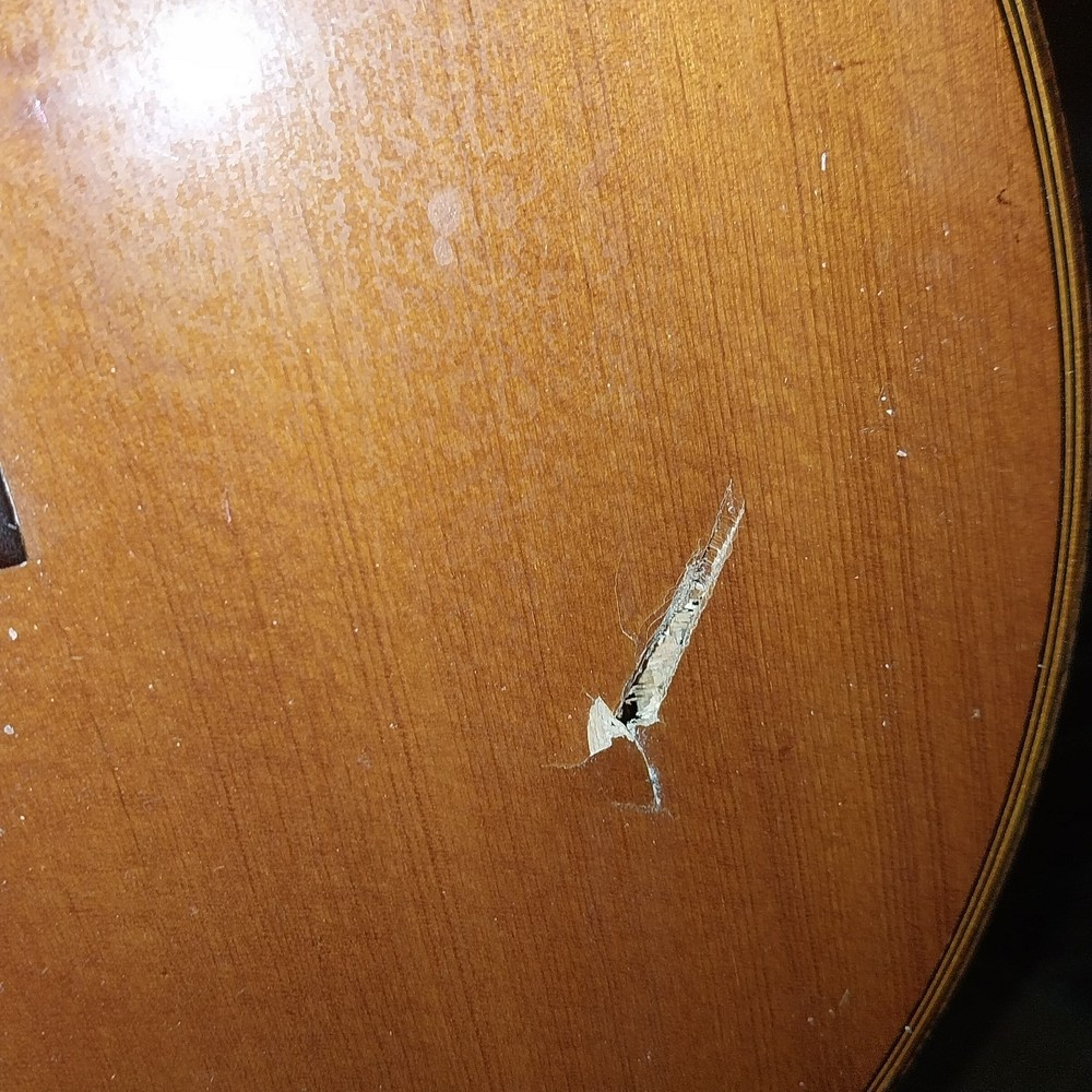 Yamaha G-231 Classical Acoustic Guitar