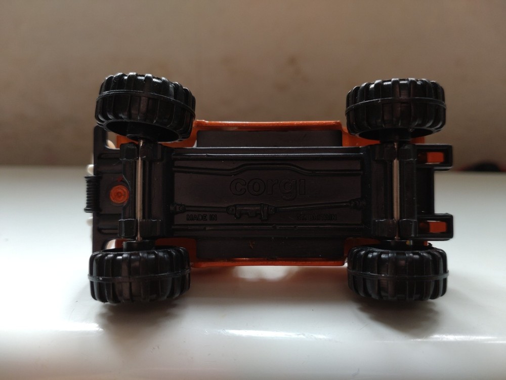 CORGI JUNIORS JEEP #303