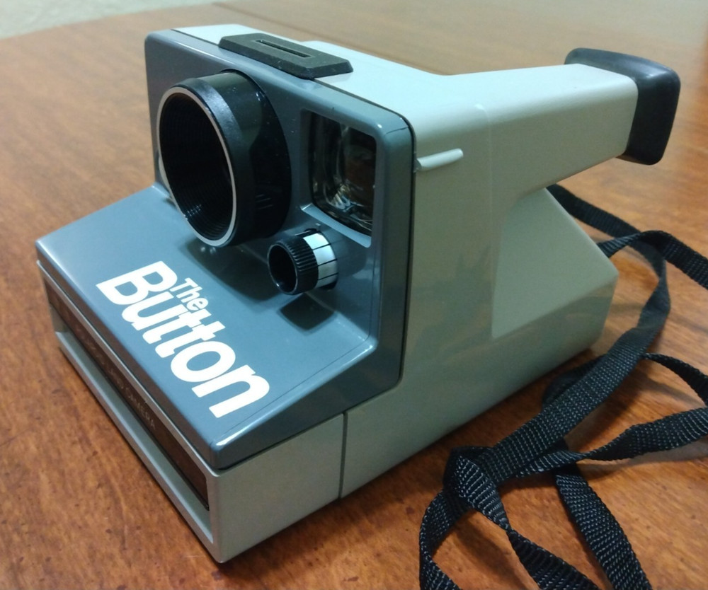 Vintage Polaroid The Button SX-70 One Step Instant Camera Tested