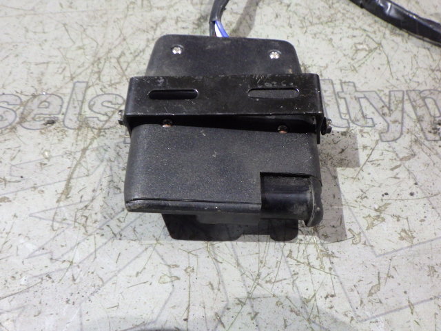 2000 2001 DODGE 2500 3500 5.9 DIESEL AUTO 4X4 TRAILER BRAKE CONTROLLER ( CURT )