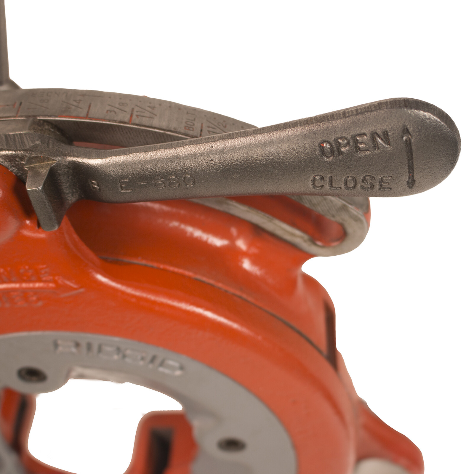 Reconditioned RIDGID® 811 Quick Opening Die Head 97065 for 300 535