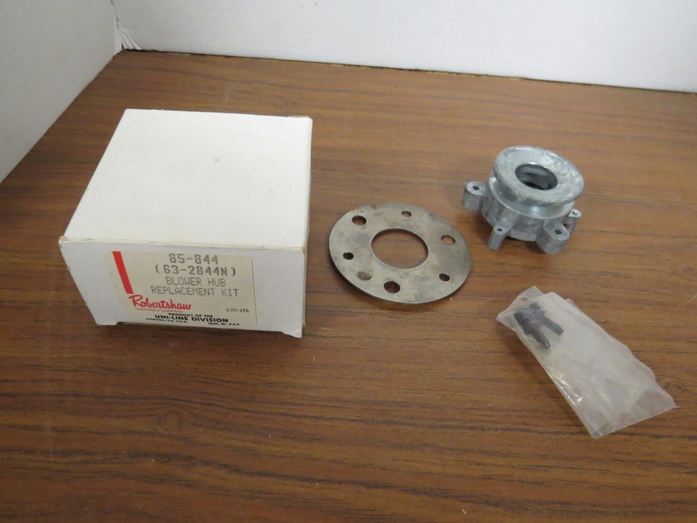 + Robertshaw 85-844 Blower Hub 63-2844N