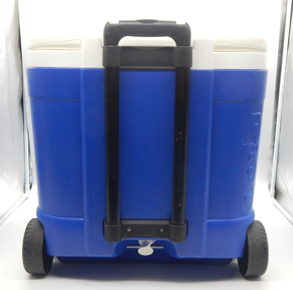 VTG Bud Light Cooler with Wheels & Handle Blue White IGLOO Ice Chest Tailgate