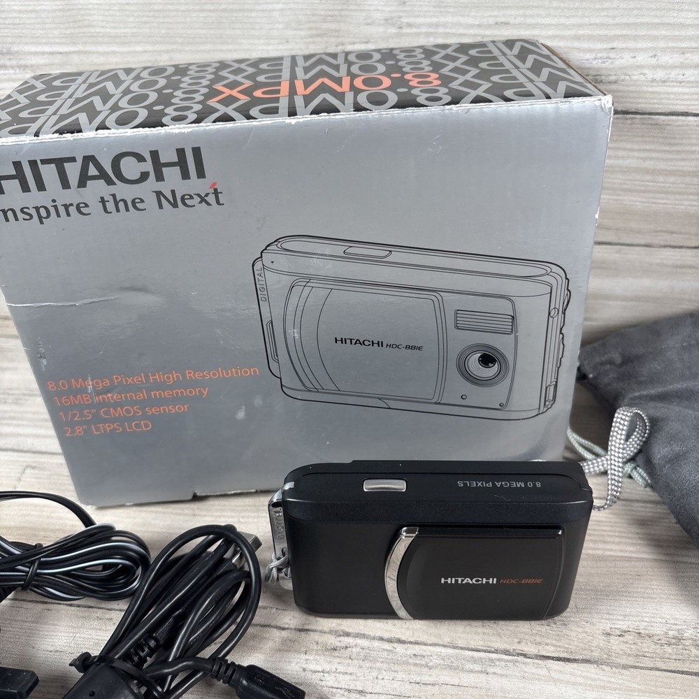 Hitachi HDC-88ie Digital Camera . Boxed VGC