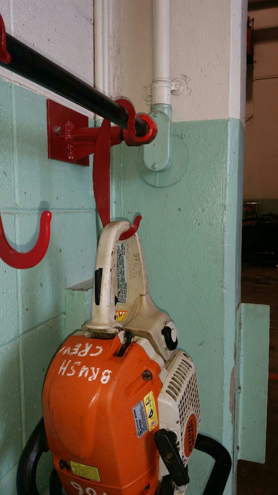 CHAIN SAW HANGER STORAGE HOOK